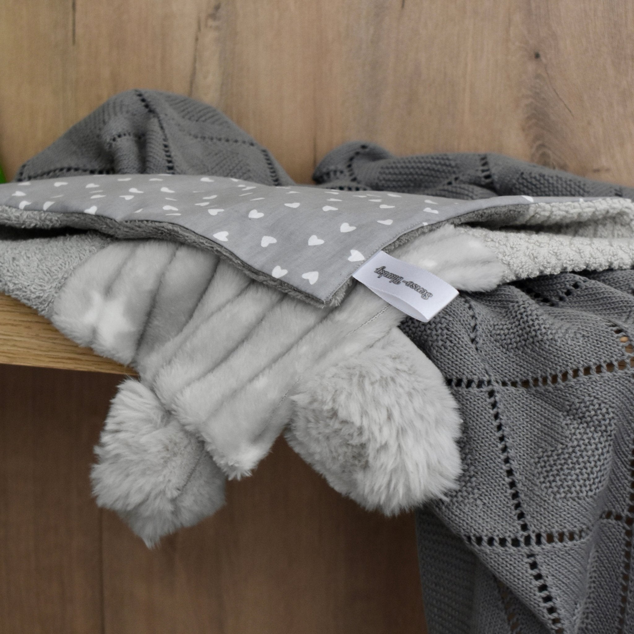 Senso - Blanky Sensory Gift bundle (3M+) - Grey - Baby Gift Set from Senso - Blanky
